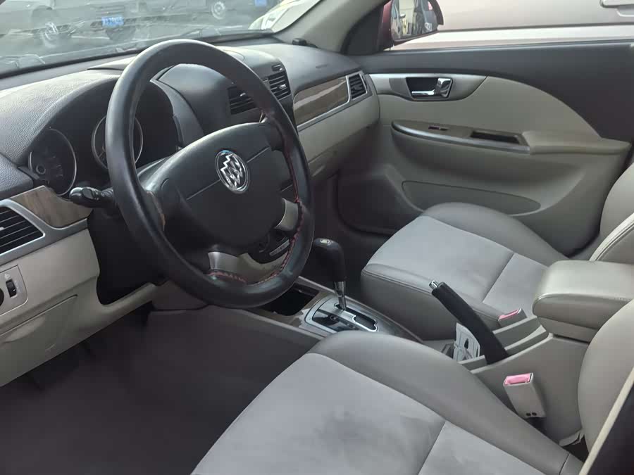 Buick Excelle 2015