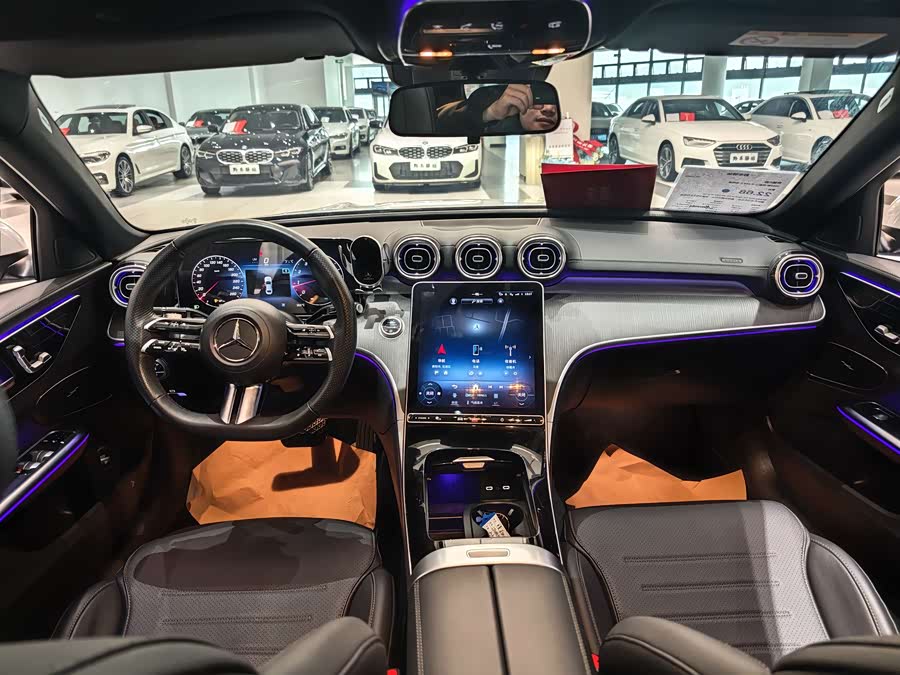 Mercedes-Benz C-Class 2023 — фото 10