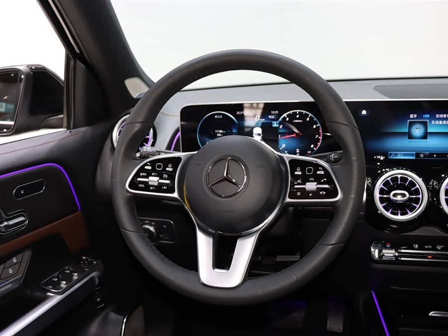 Mercedes-Benz GLB 2020 — фото 12