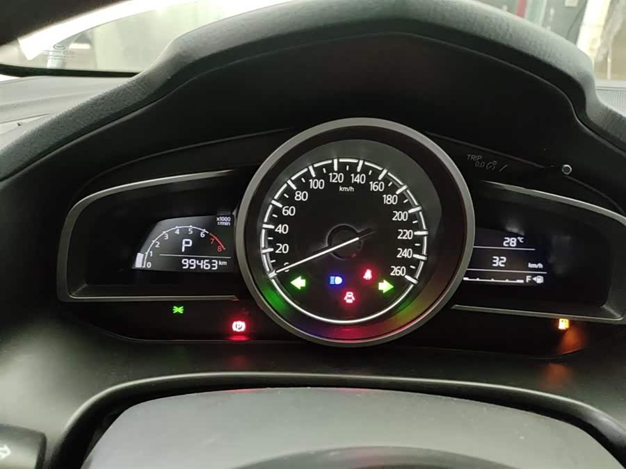 Mazda 3 Angkesela 2017 — фото 12
