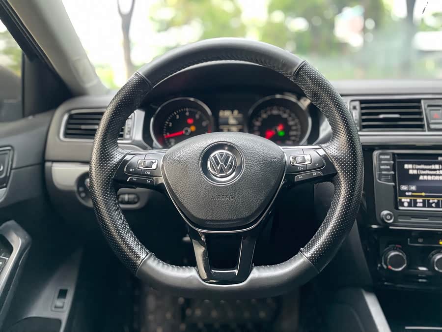 Volkswagen Sagitar 2017 — фото 12