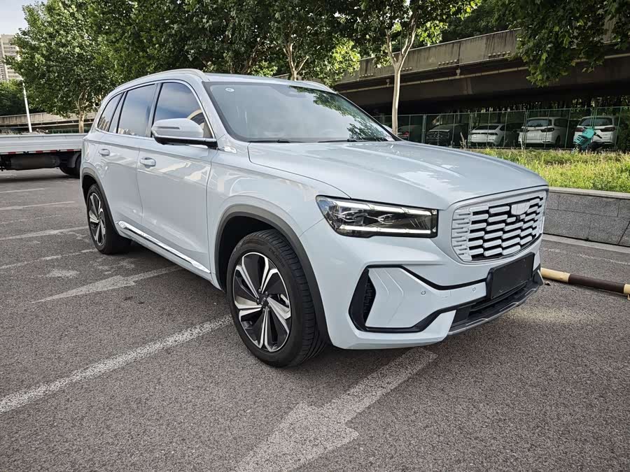 Geely Xingyue L 2022