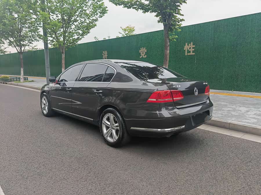 Volkswagen Magotan 2013