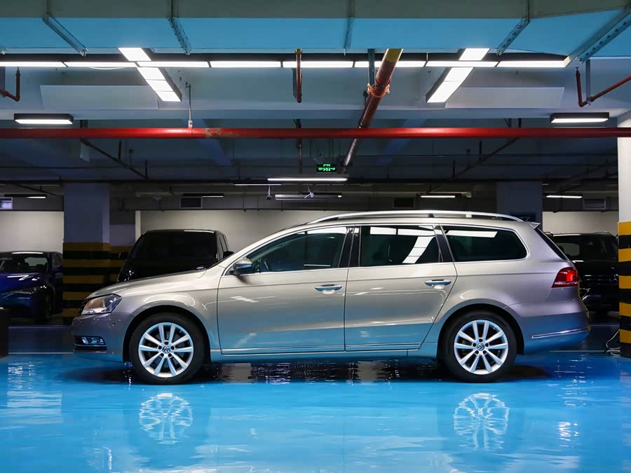 Volkswagen Magotan 2012