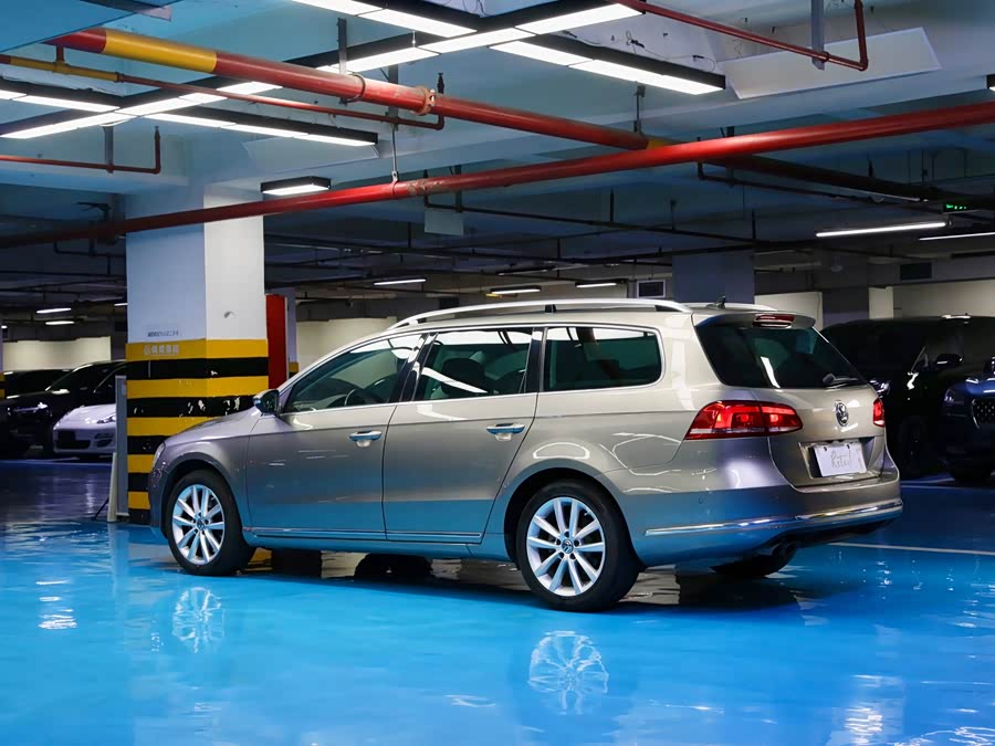 Volkswagen Magotan 2012
