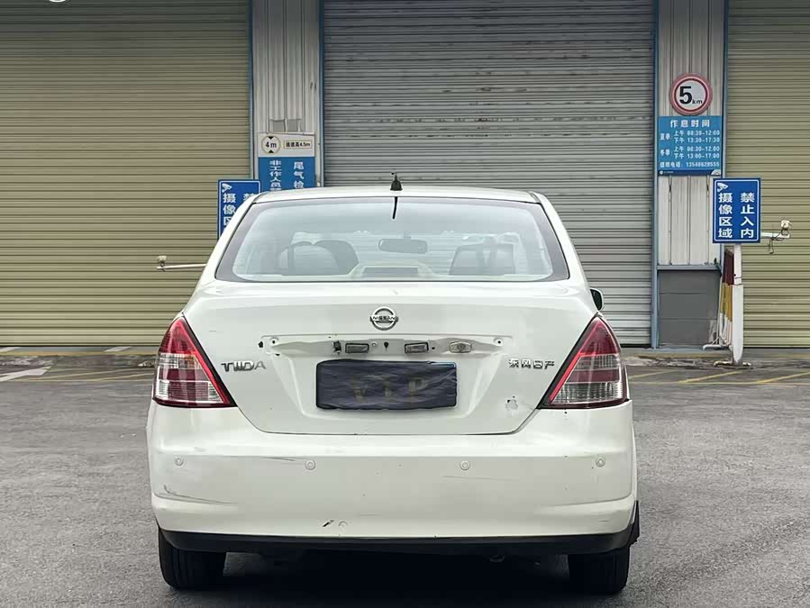 Nissan Tiida 2009