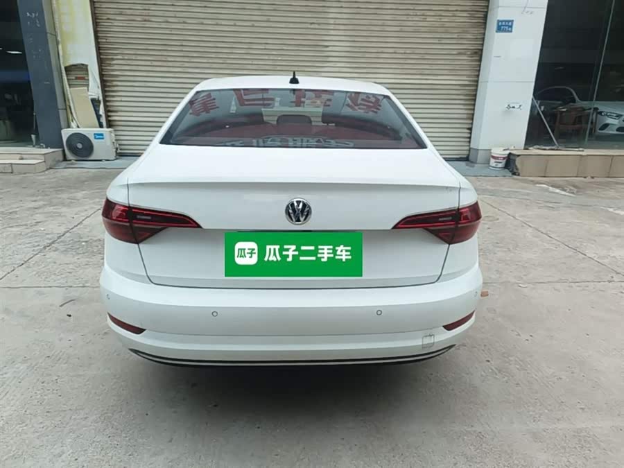 Volkswagen Sagitar 2022