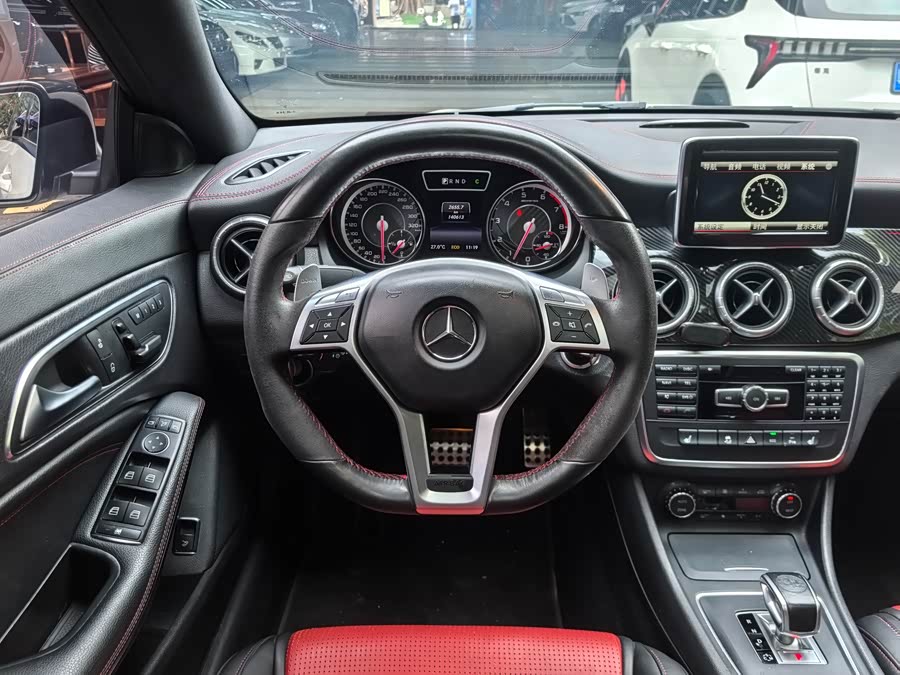 Mercedes-Benz Mercedes CLA AMG 2014 — фото 17