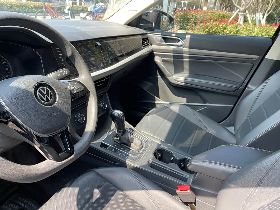 Volkswagen Lavida 2019 — фото 15
