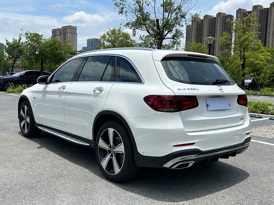 Mercedes-Benz GLC 2022 — фото 30