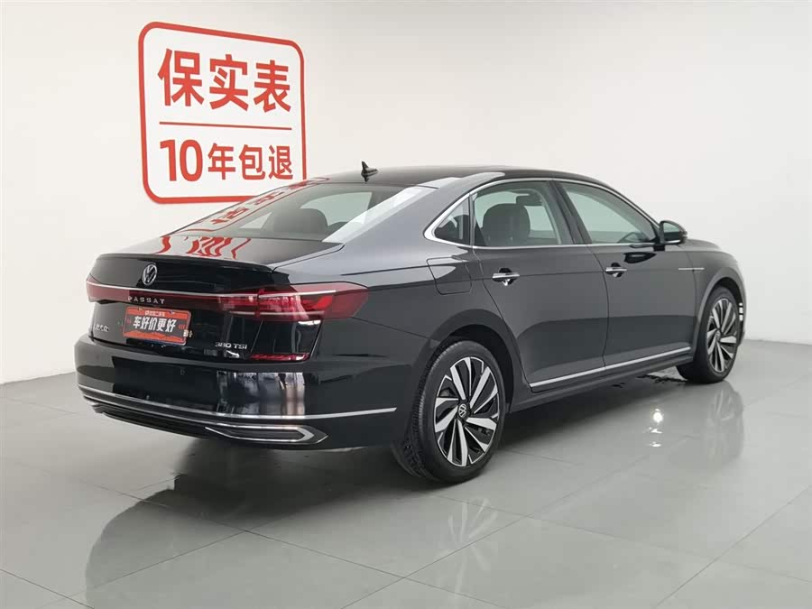 Volkswagen Passat 2024