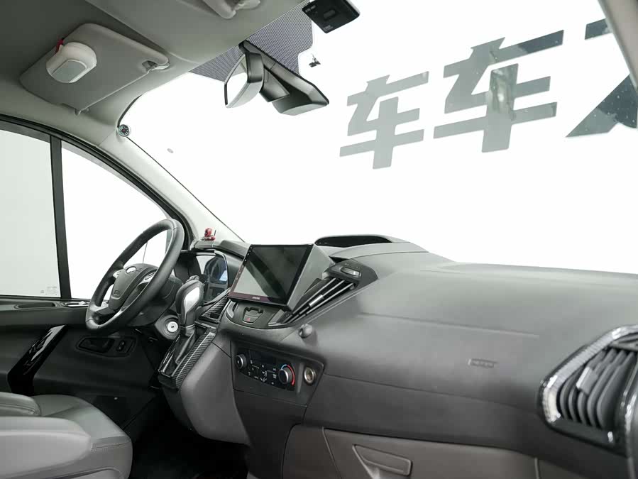 Ford Tourneo 2020 — фото 11