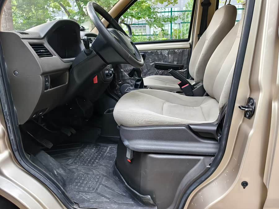 Wuling Rongguang 2021