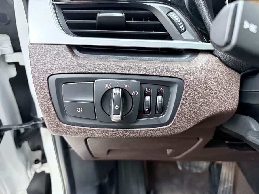 BMW X1 2022 — фото 17