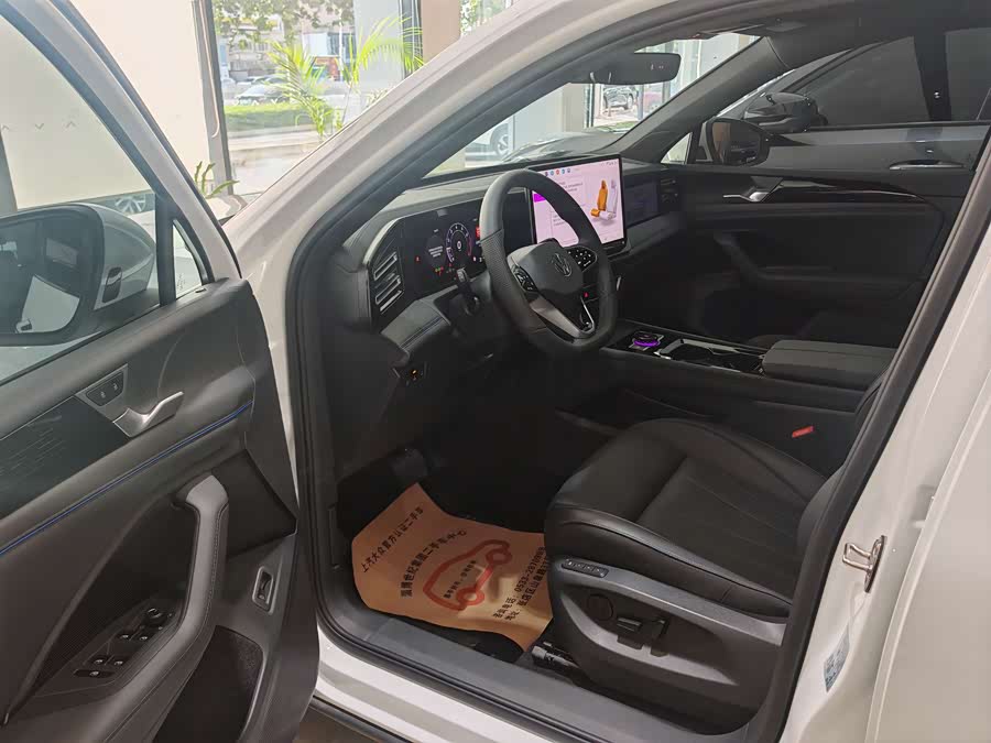 Volkswagen Tiguan L 2024