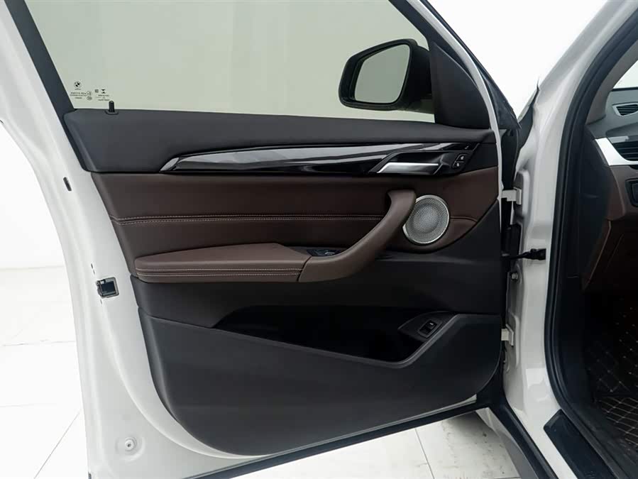 BMW X1 2021 — фото 16