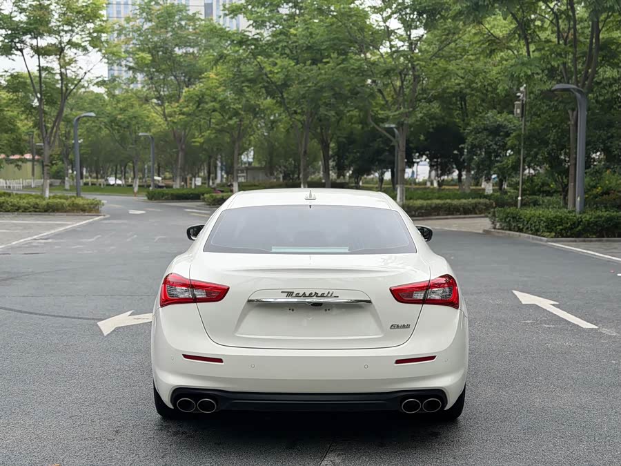 Maserati Ghibli 2019 — фото 14
