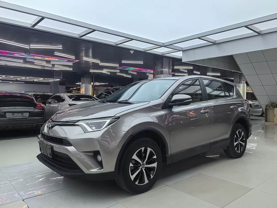 Toyota RAV4 2016