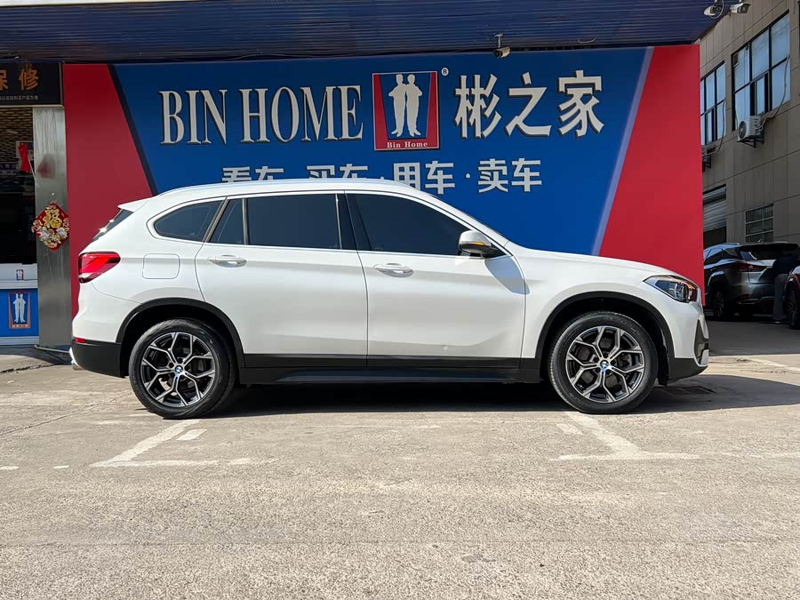 BMW X1 2021 — фото 11
