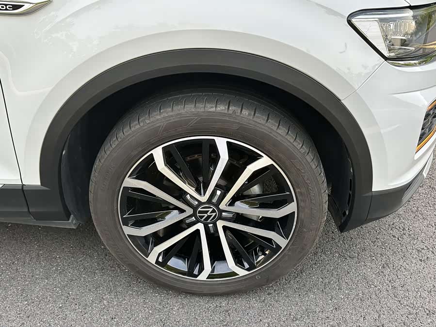 Volkswagen T-Roc 2022 — фото 12