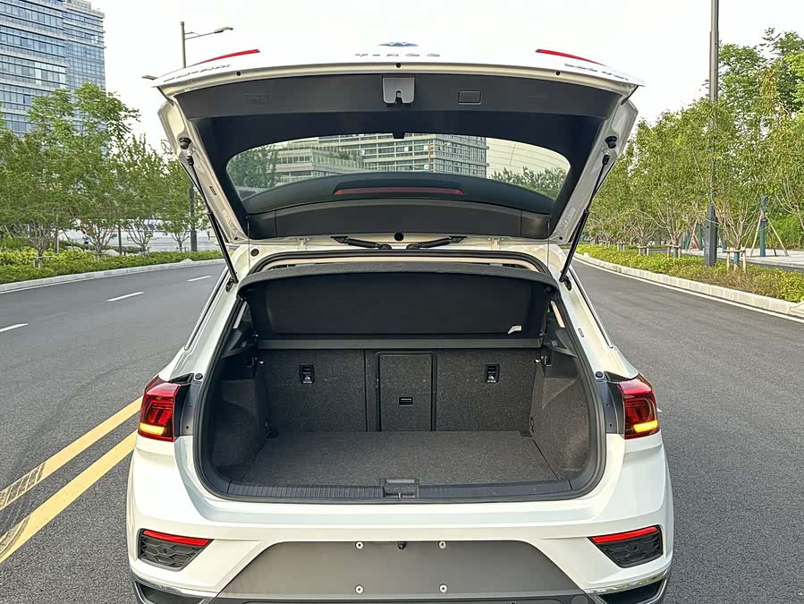Volkswagen T-Roc 2022 — фото 10
