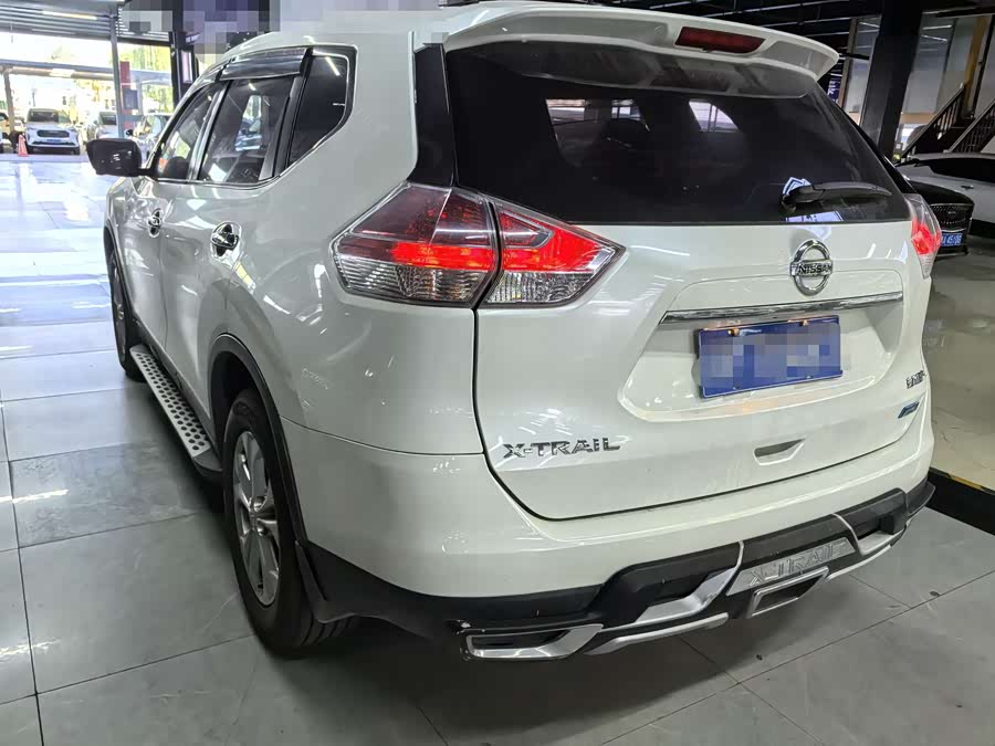Nissan X-Trail 2015