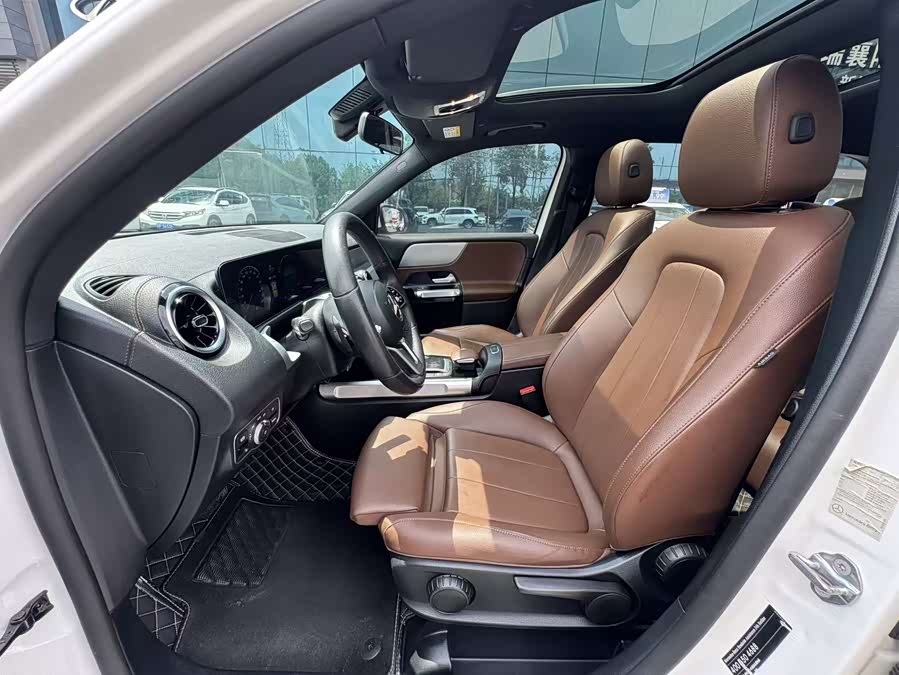 Mercedes-Benz GLB 2022