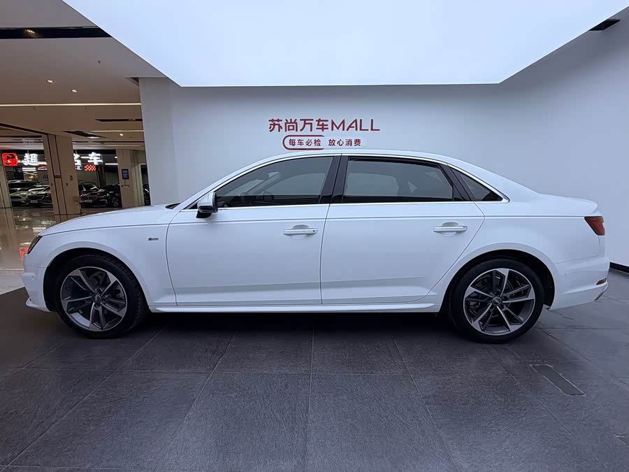 Audi A4L 2019