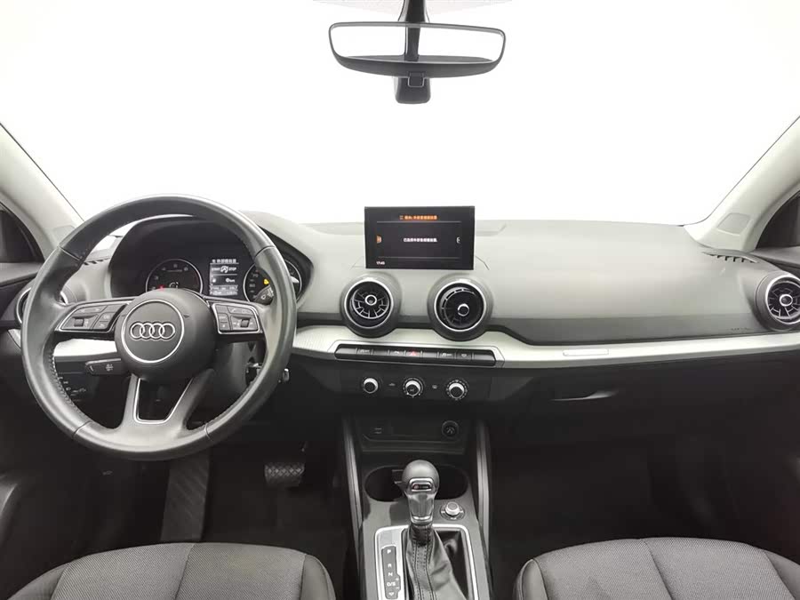 Audi Q2L 2021