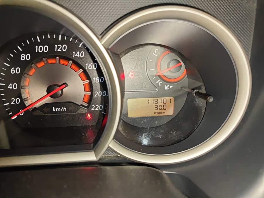 Nissan Sylphy 2012