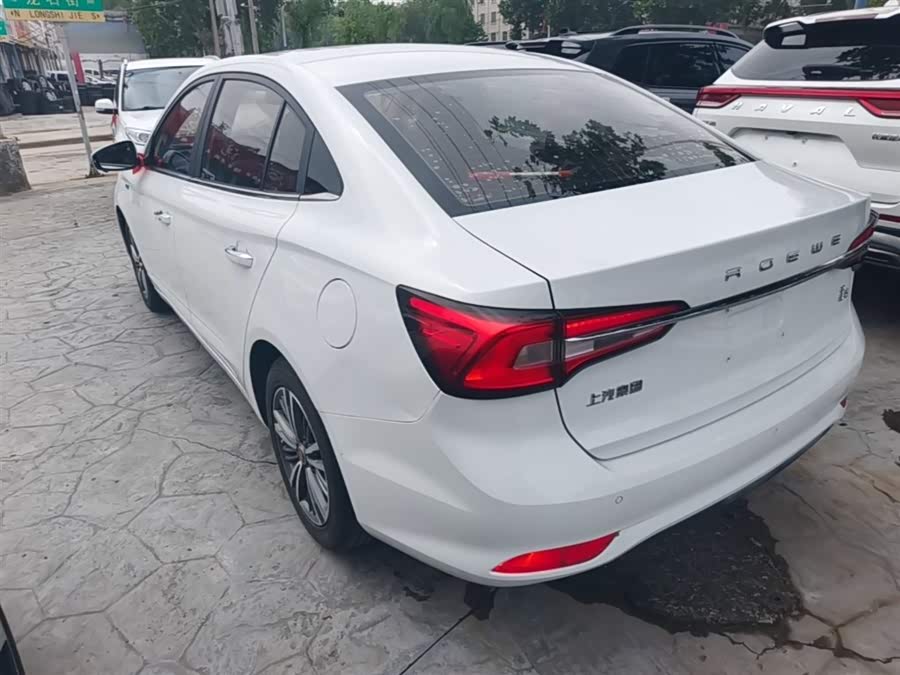 Roewe i5 2019