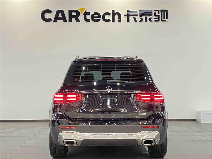 Mercedes-Benz GLB 2024