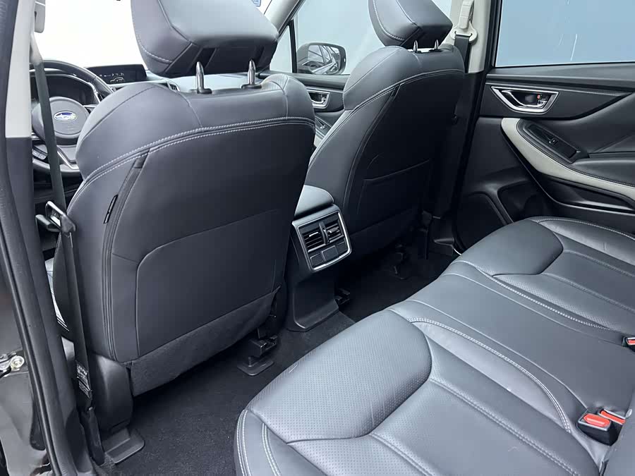 Subaru Forester 2022 — фото 15