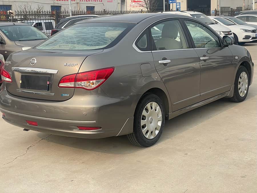 Nissan Sylphy 2012