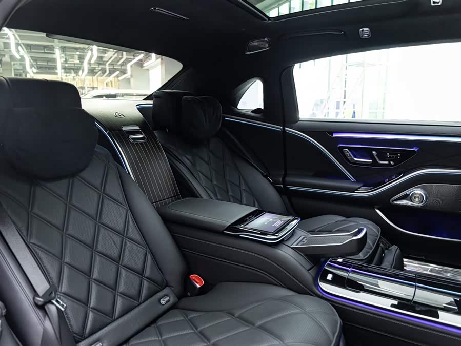 Mercedes-Benz Maybach S-Class 2022 — фото 14