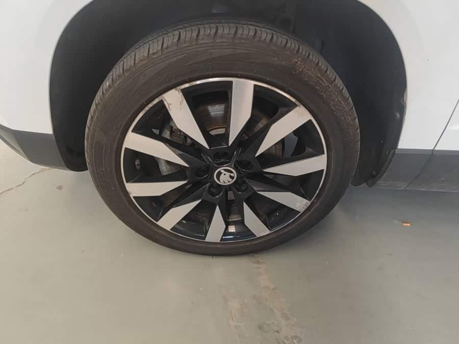 Skoda Korok 2018 — фото 23
