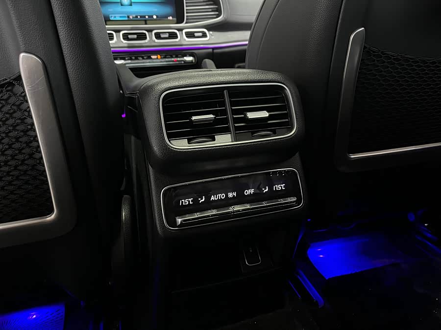 Mercedes-Benz GLE 2020 — фото 14
