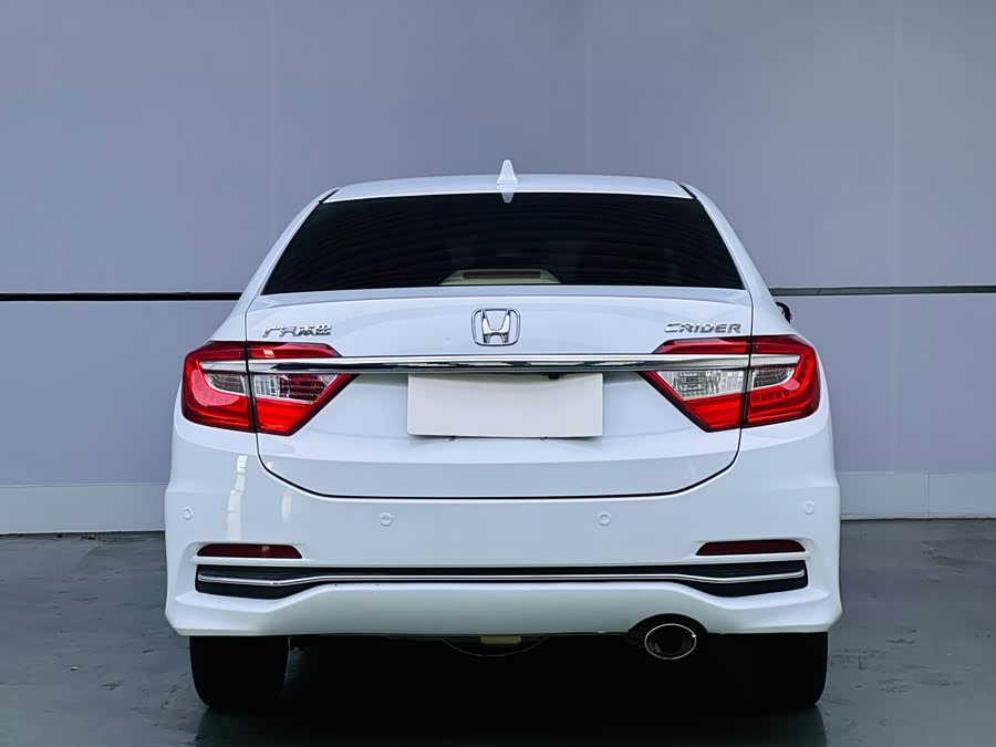 Honda Crider 2016