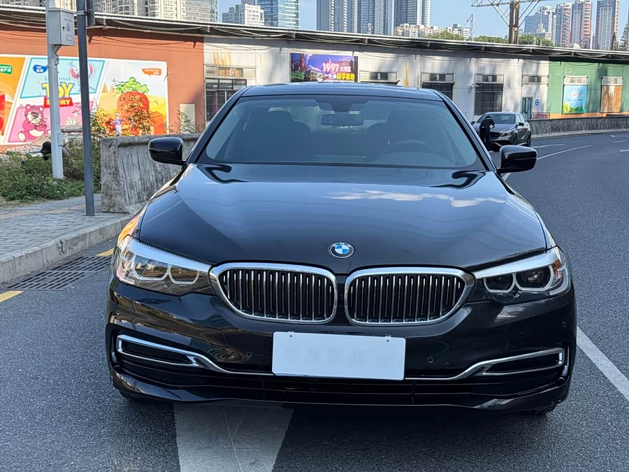 BMW 5 Series 2019