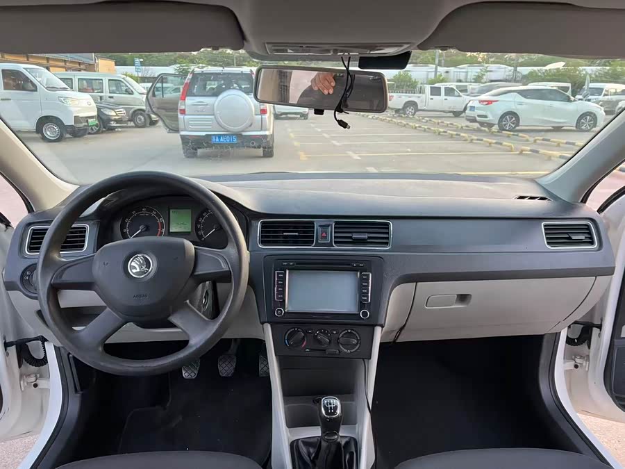 Skoda Rapid 2013