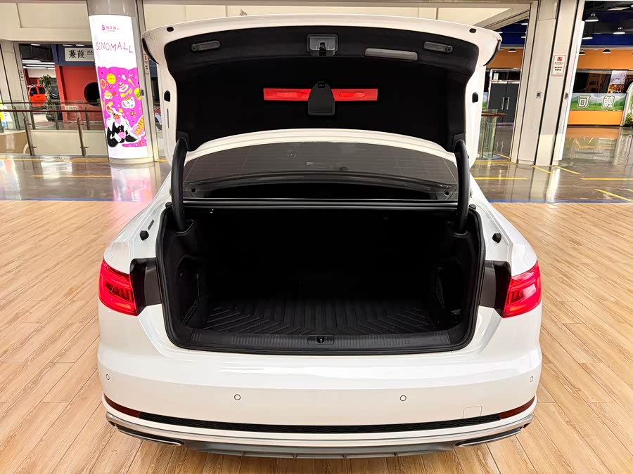 Audi A4L 2019