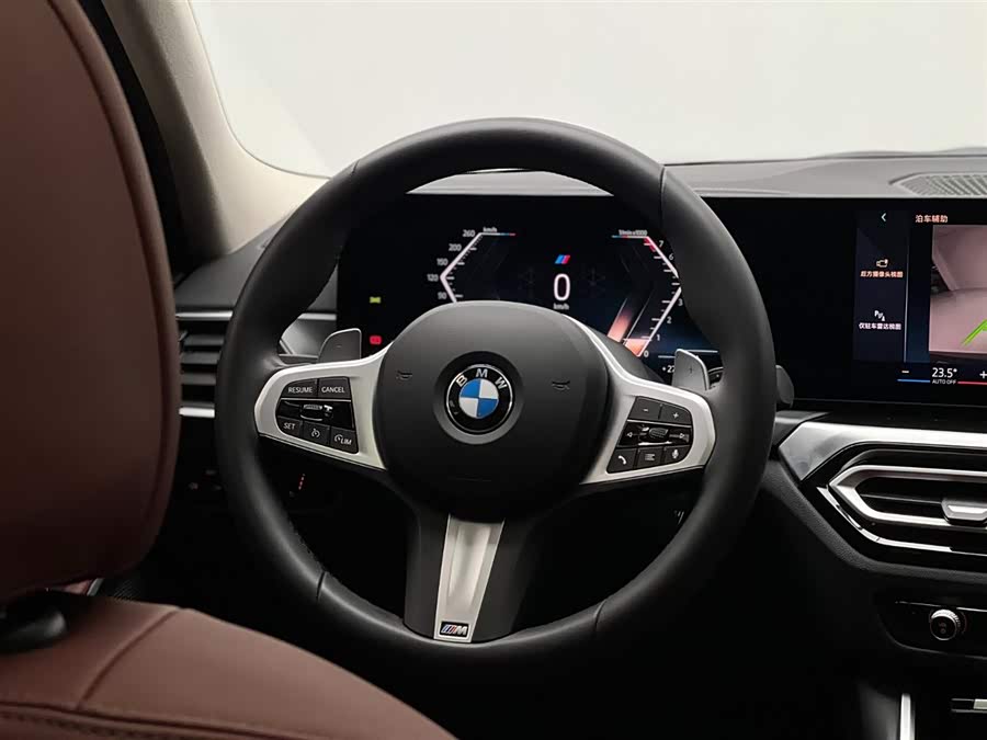 BMW 3 Series 2023 — фото 17