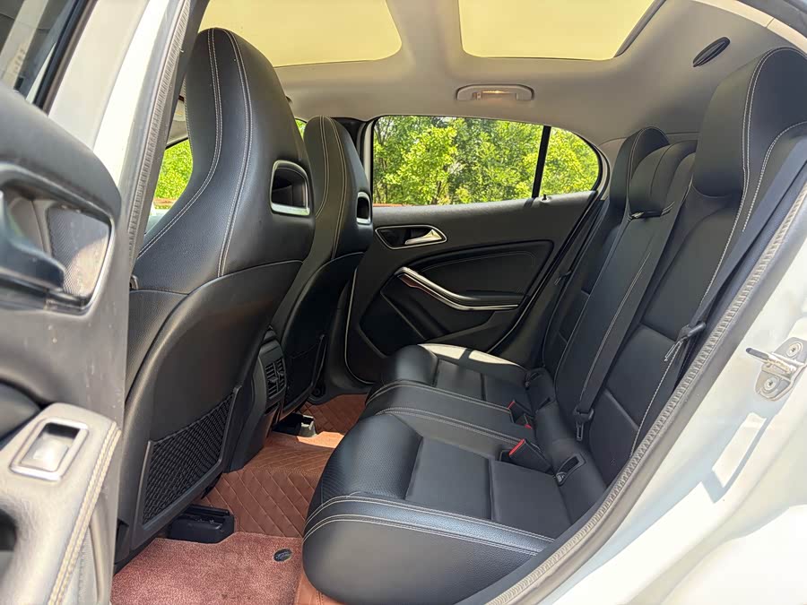 Mercedes-Benz GLA 2019