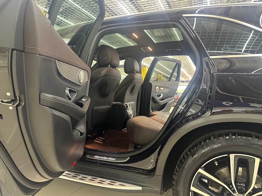 Mercedes-Benz GLC 2020 — фото 12