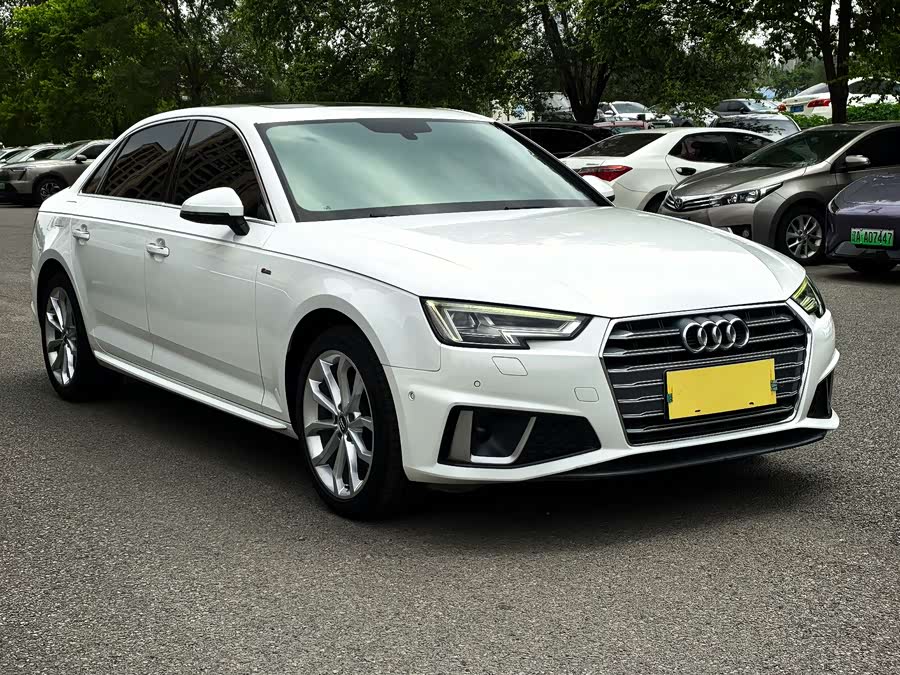 Audi A4L 2019