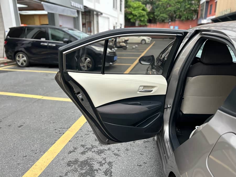 Toyota Corolla 2019 — фото 13