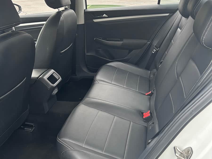Volkswagen Bora 2021