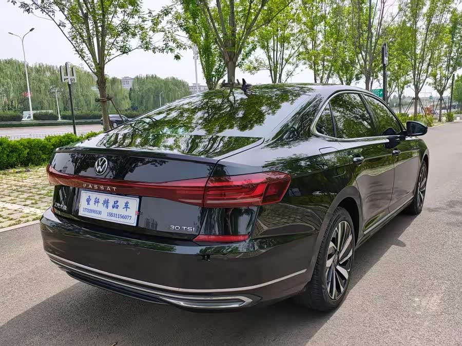 Volkswagen Passat 2022