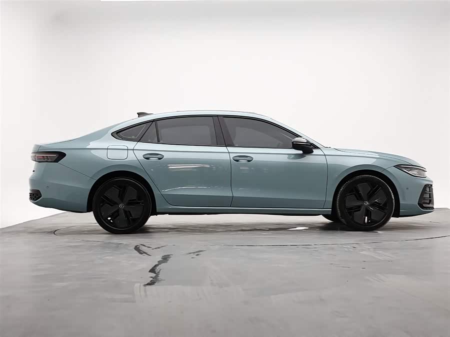 Volkswagen Passat 2025