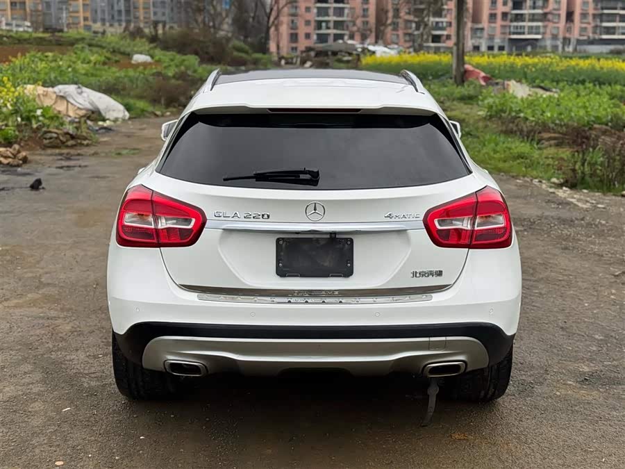 Mercedes-Benz GLA 2016